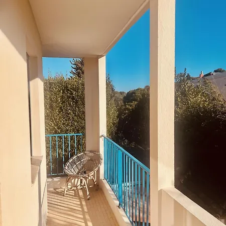 De La Salis, Belle Terrasse